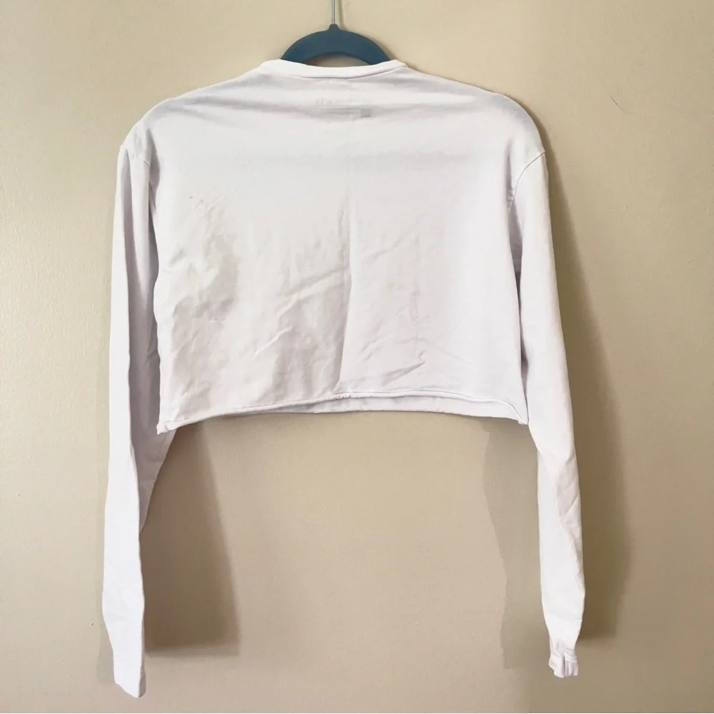 Alphalete White Crop Graphic Tee - Picture 3 of 4